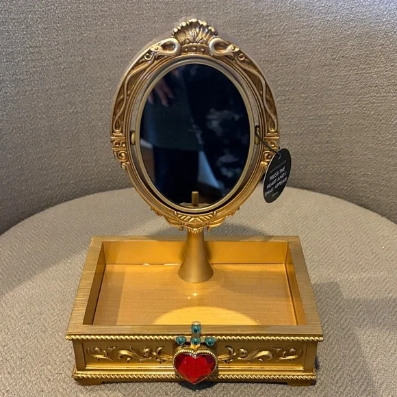 Bath & Body Works Villains jewelry box - Picture 1 of 6